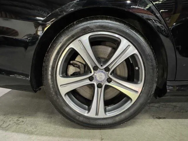 Mercedes-Benz E-Class photo 72