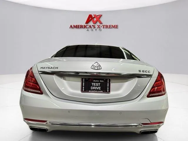 Mercedes-Benz S-Class photo 7