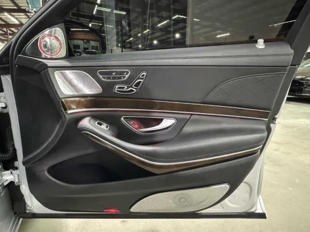Mercedes-Benz S-Class photo 68