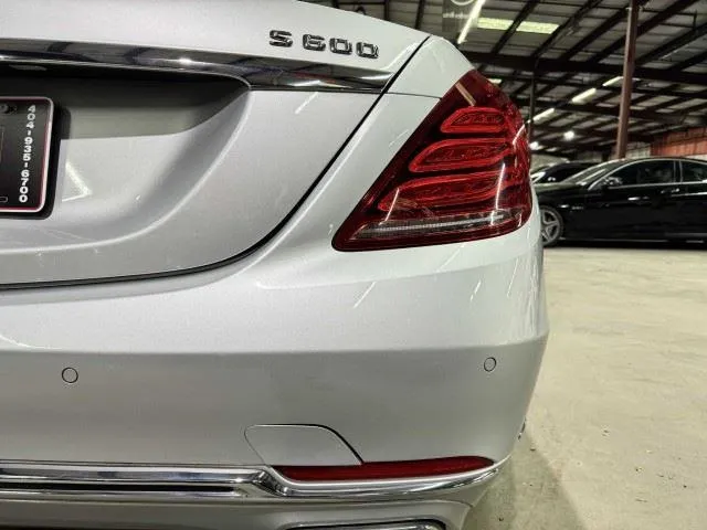 Mercedes-Benz S-Class photo 24