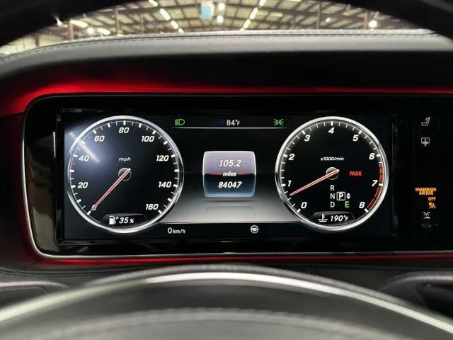 Mercedes-Benz S-Class photo 46