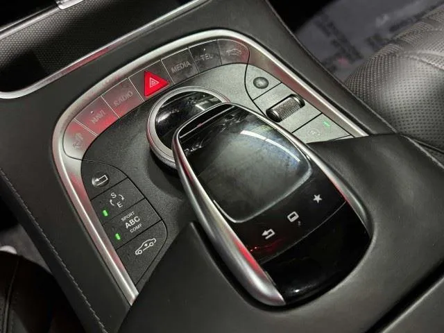 Mercedes-Benz S-Class photo 53