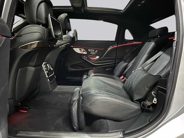 Mercedes-Benz S-Class photo 57