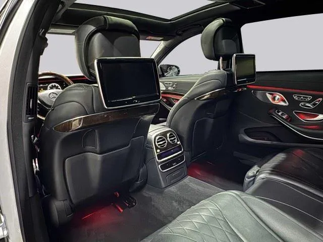Mercedes-Benz S-Class photo 59