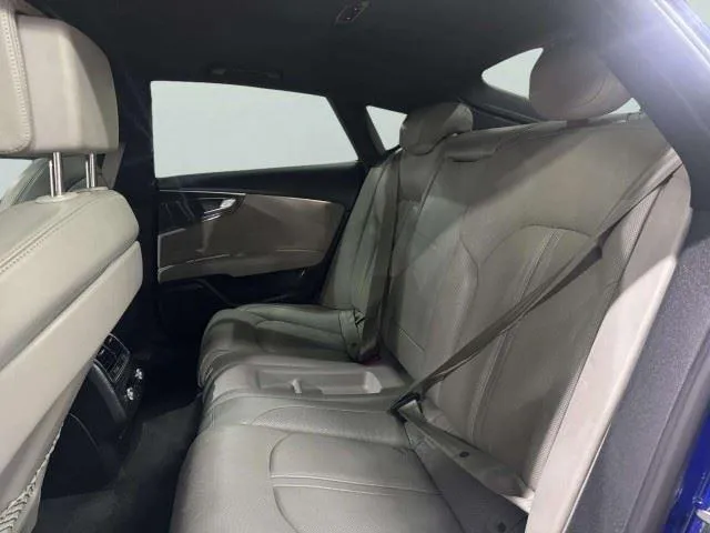 Audi S7 photo 31