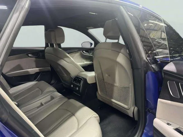 Audi S7 photo 37