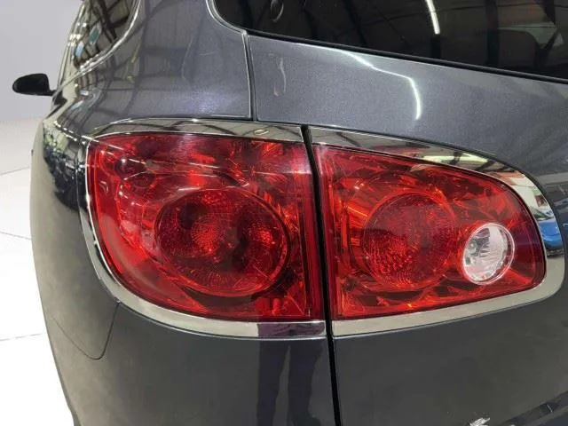 Buick Enclave photo 13