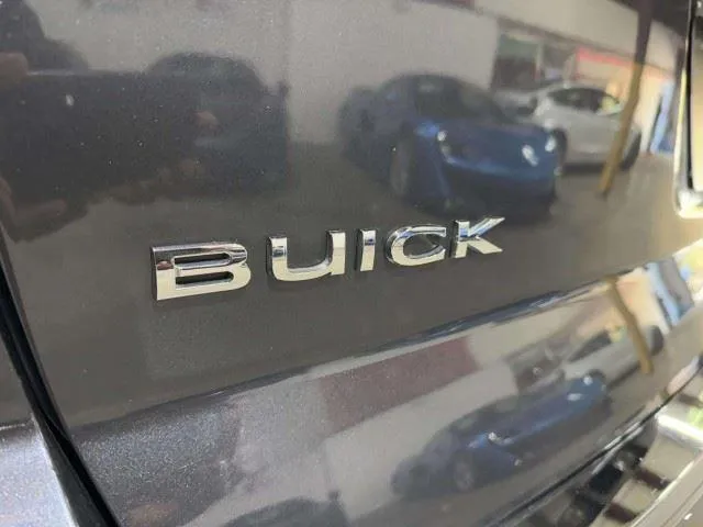 Buick Enclave photo 18