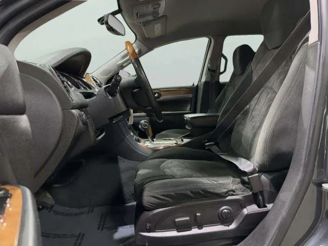 Buick Enclave photo 23