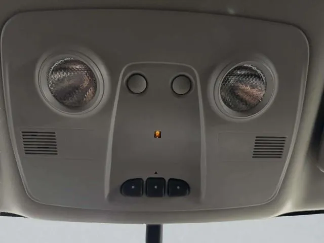 Buick Enclave photo 30