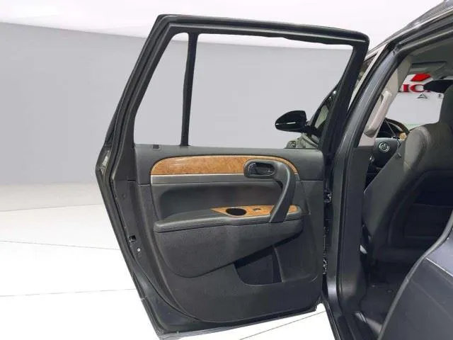 Buick Enclave photo 33