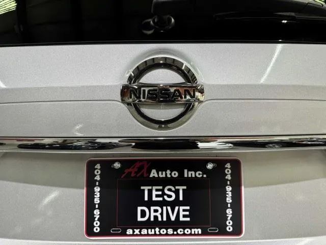 Nissan Rogue photo 17