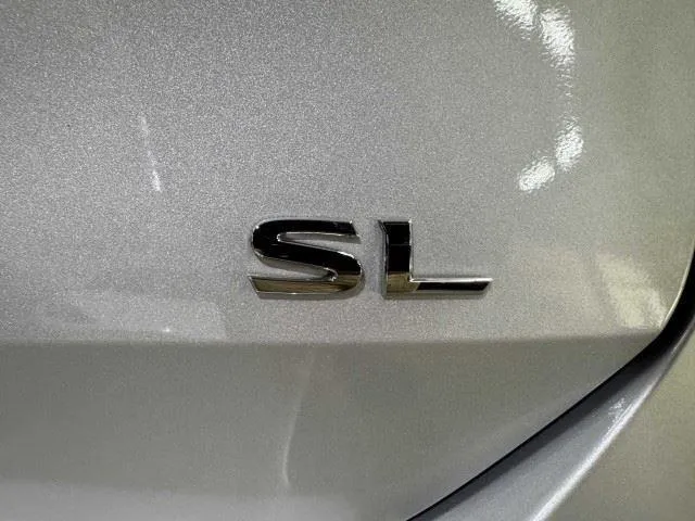 Nissan Rogue photo 18