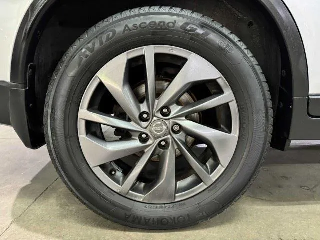 Nissan Rogue photo 20