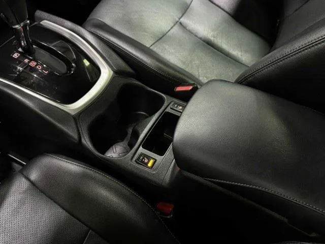 Nissan Rogue photo 52