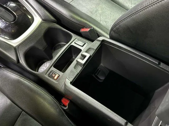Nissan Rogue photo 54