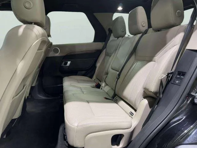 Land Rover Discovery photo 36