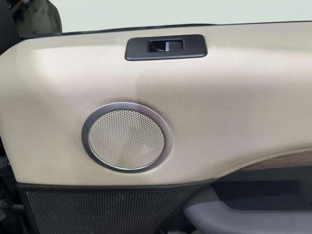 Land Rover Discovery photo 44
