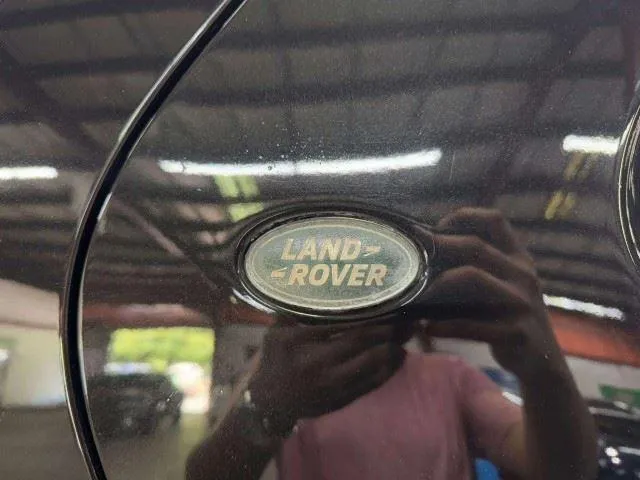 Land Rover Discovery photo 17