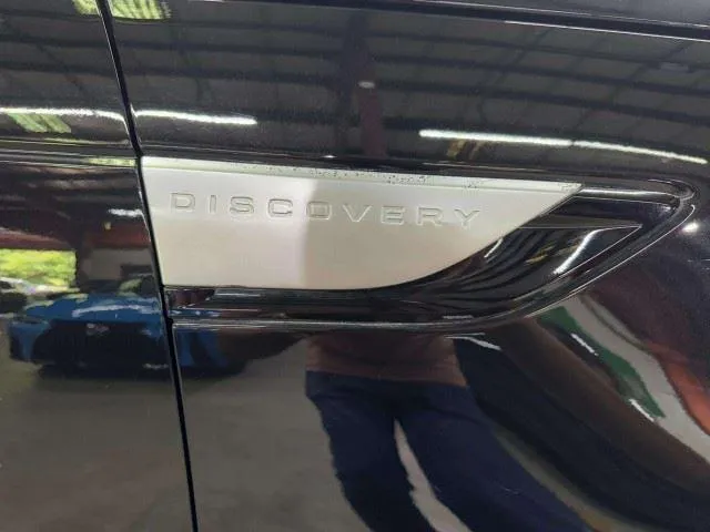 Land Rover Discovery photo 18