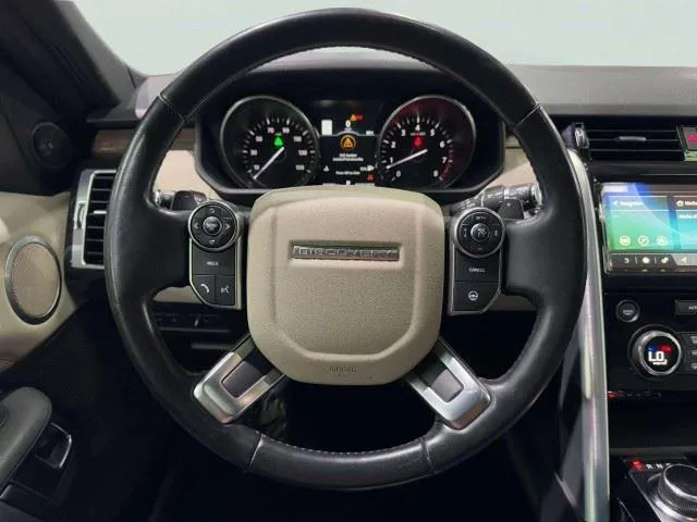 Land Rover Discovery photo 25