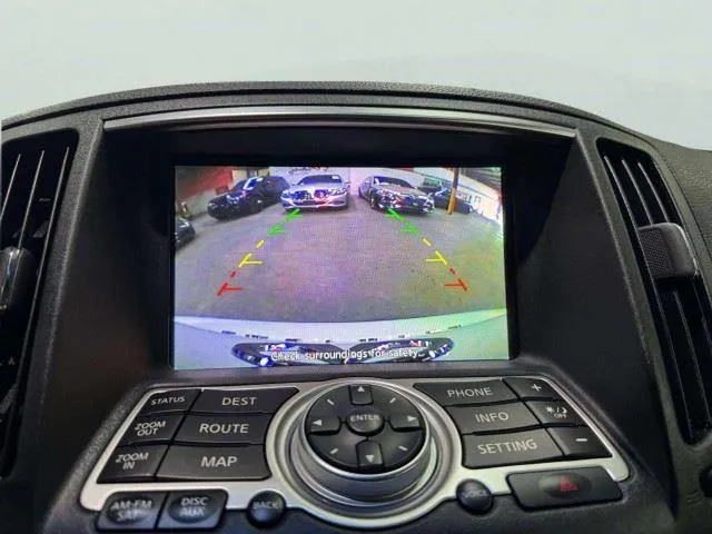 Infiniti Q60 photo 29