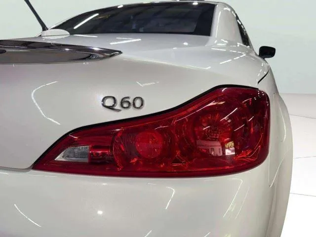 Infiniti Q60 photo 57