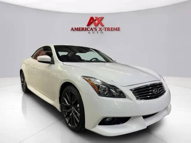 Infiniti Q60 photo 10