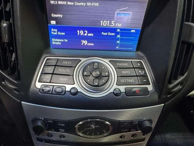 Infiniti Q60 photo 26