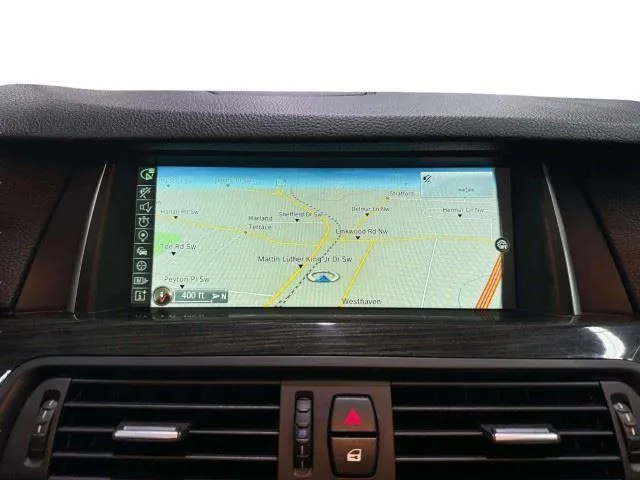 BMW 5 Series photo 25