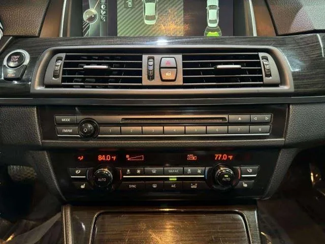 BMW 5 Series photo 28