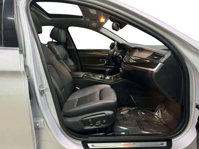 BMW 5 Series photo 40