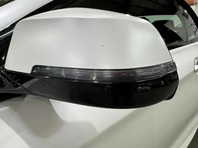 BMW 6 Series photo 24