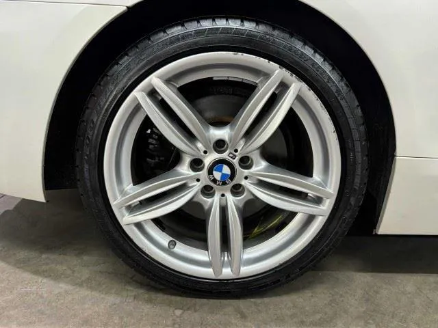 BMW 6 Series photo 30