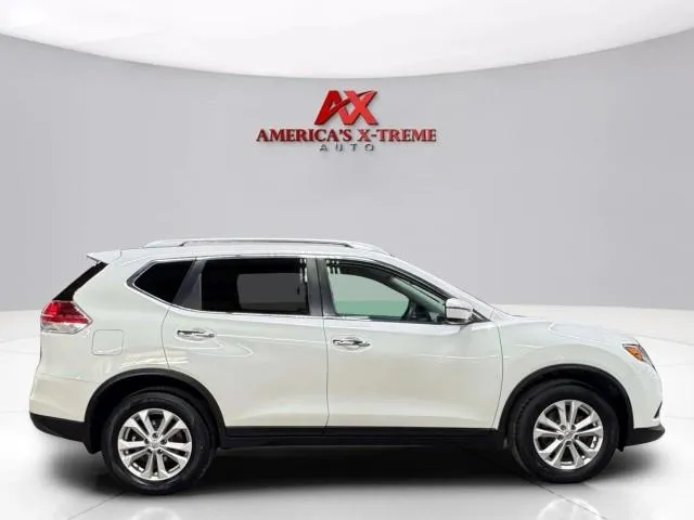 Nissan Rogue photo 9