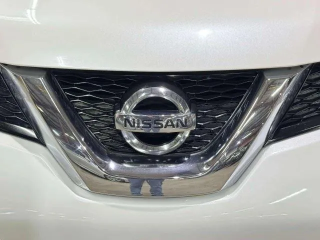 Nissan Rogue photo 13