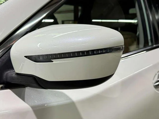 Nissan Rogue photo 16