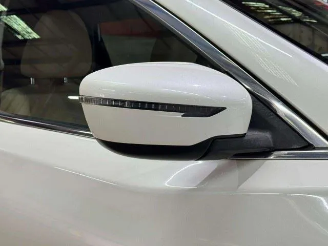 Nissan Rogue photo 24