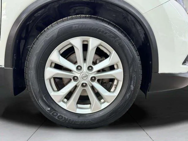 Nissan Rogue photo 25
