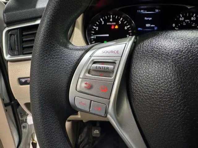 Nissan Rogue photo 38