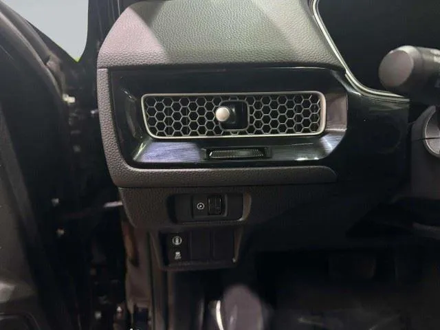 2023 Honda Civic Hatchback EX-L - Photo 29