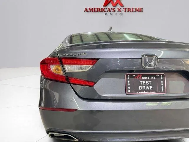 Honda Accord photo 13