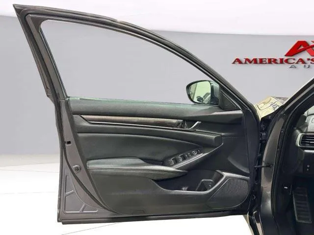 Honda Accord photo 23