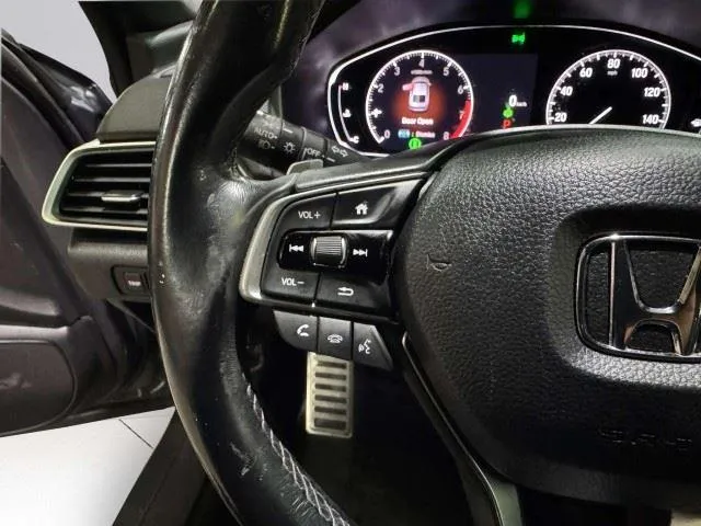 Honda Accord photo 31