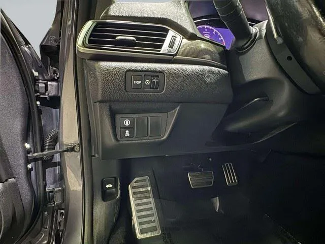 Honda Accord photo 33