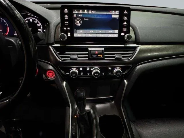 Honda Accord photo 40