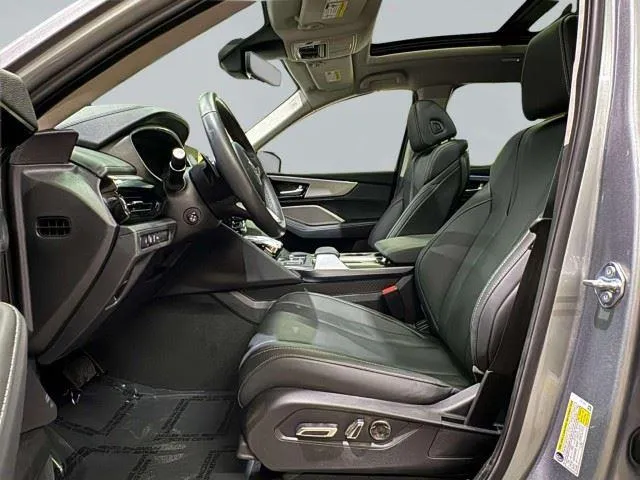 Acura MDX photo 13