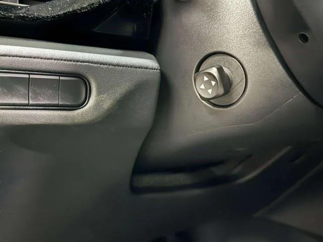 Acura MDX photo 30