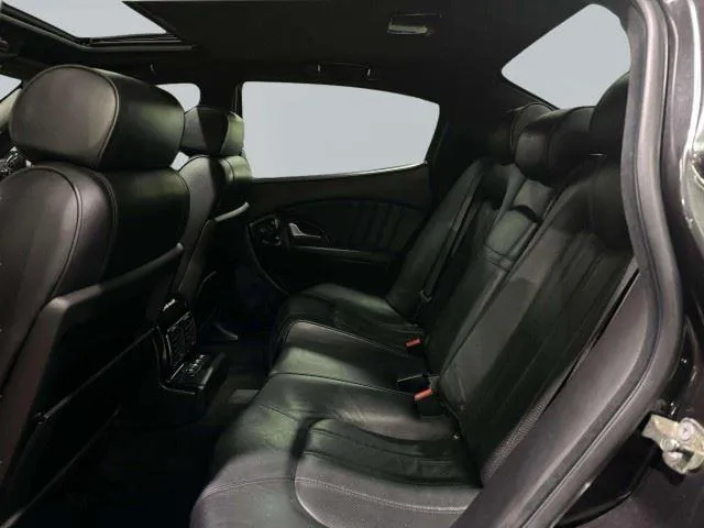 Maserati Quattroporte photo 40