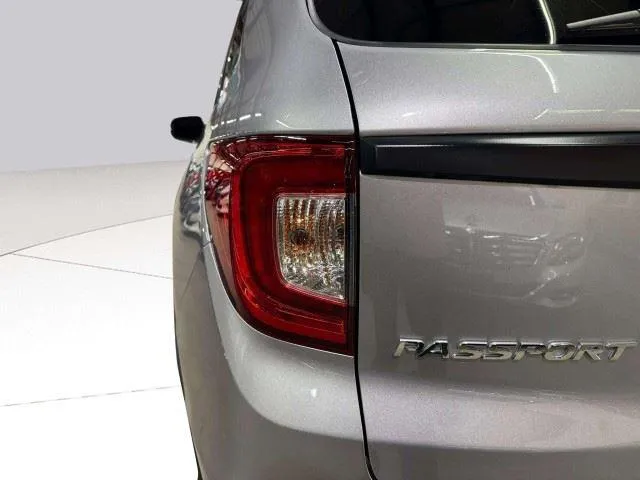 Honda Passport photo 63